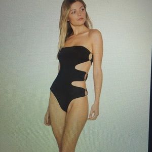 Model wearing bathing suit in previous post
